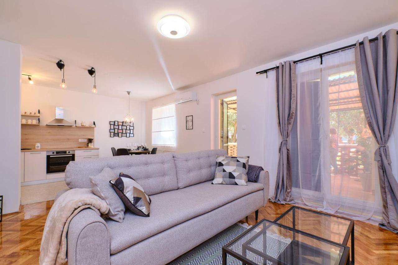 Dairos2 Apartamento Mali Lošinj Exterior foto
