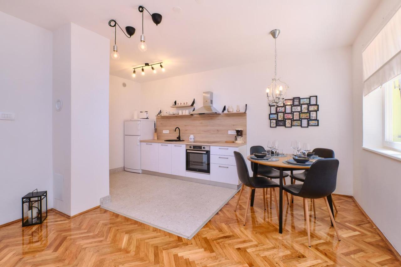 Dairos2 Apartamento Mali Lošinj Exterior foto