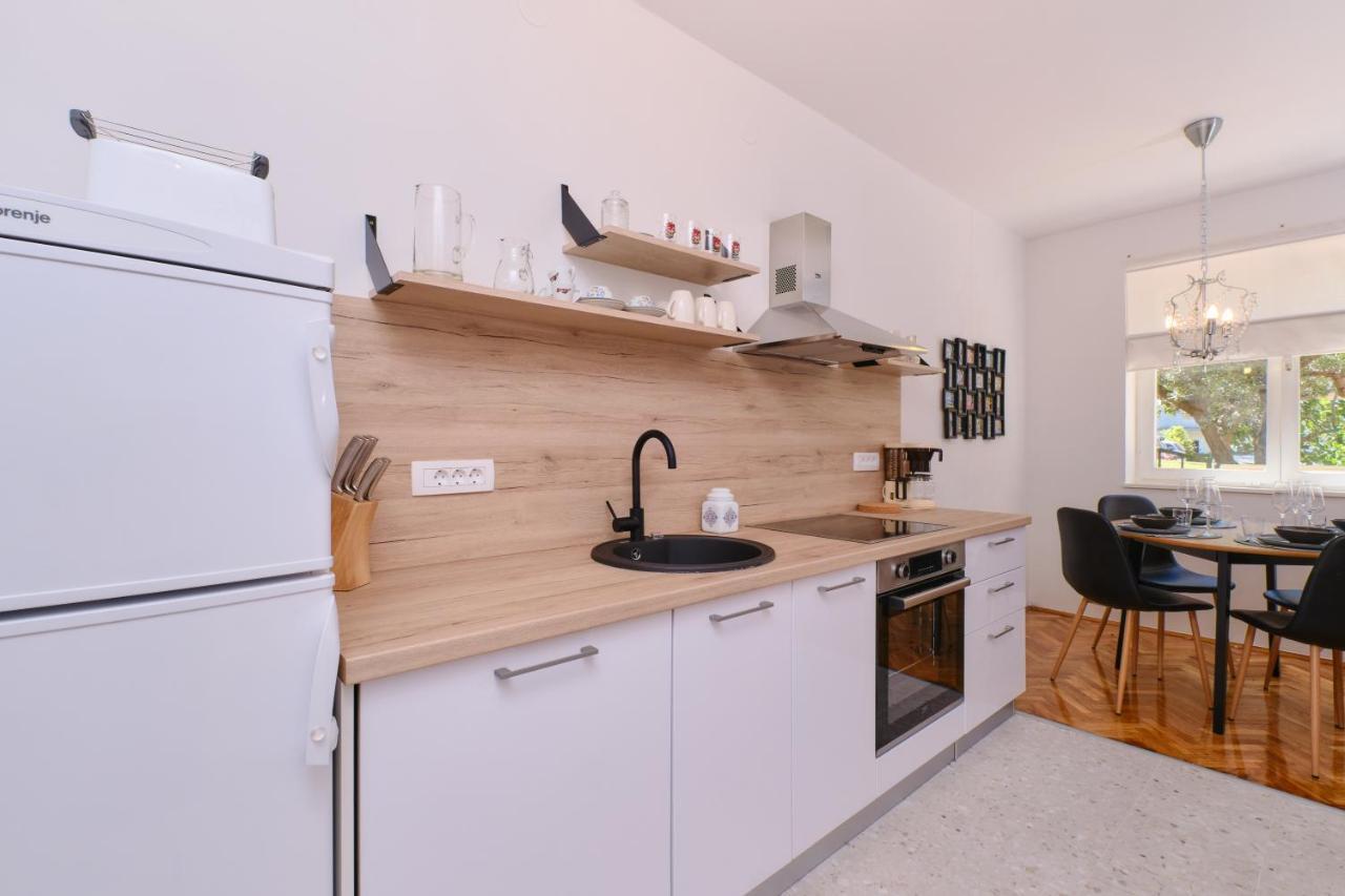 Dairos2 Apartamento Mali Lošinj Exterior foto